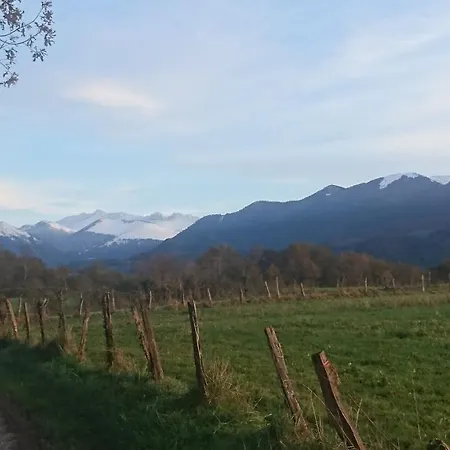 Le Clos De Cinacle Couette-café 3*