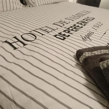 Le Clos De Cinacle Couette-café 3*