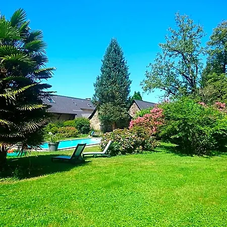 Le Clos De Cinacle فندق مبيت وإفطار 3*