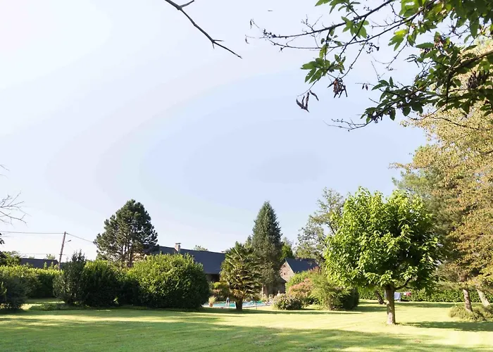 Le Clos De Cinacle فندق مبيت وإفطار