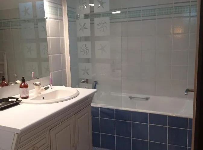 فندق مبيت وإفطار Le Clos De Cinacle 3*